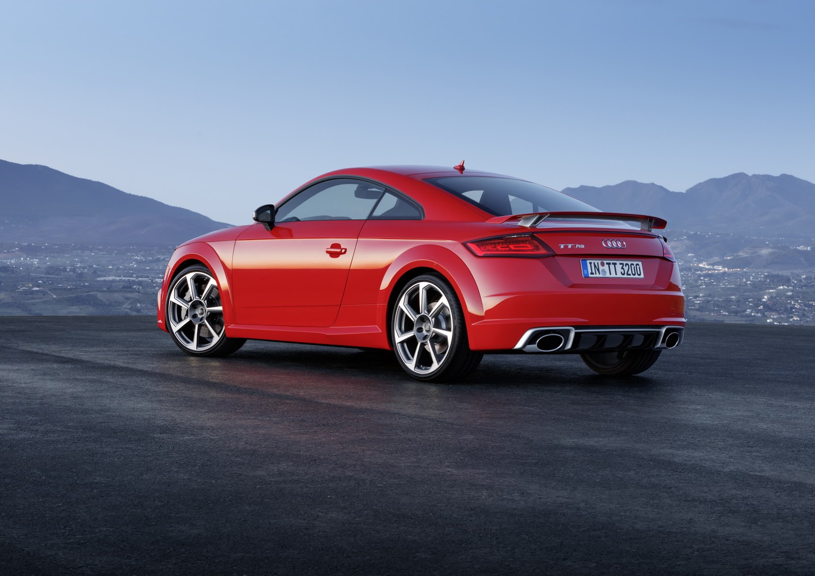Roadster as well 2017 Audi Tt Rs Roadster Wallpapers Hd Wallpapers ...