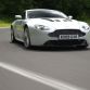 aston-martin-v12-vantage-22.jpg
