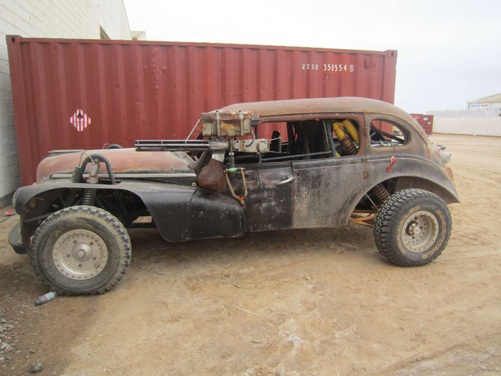 cars-from-mad-max-4-1.jpg