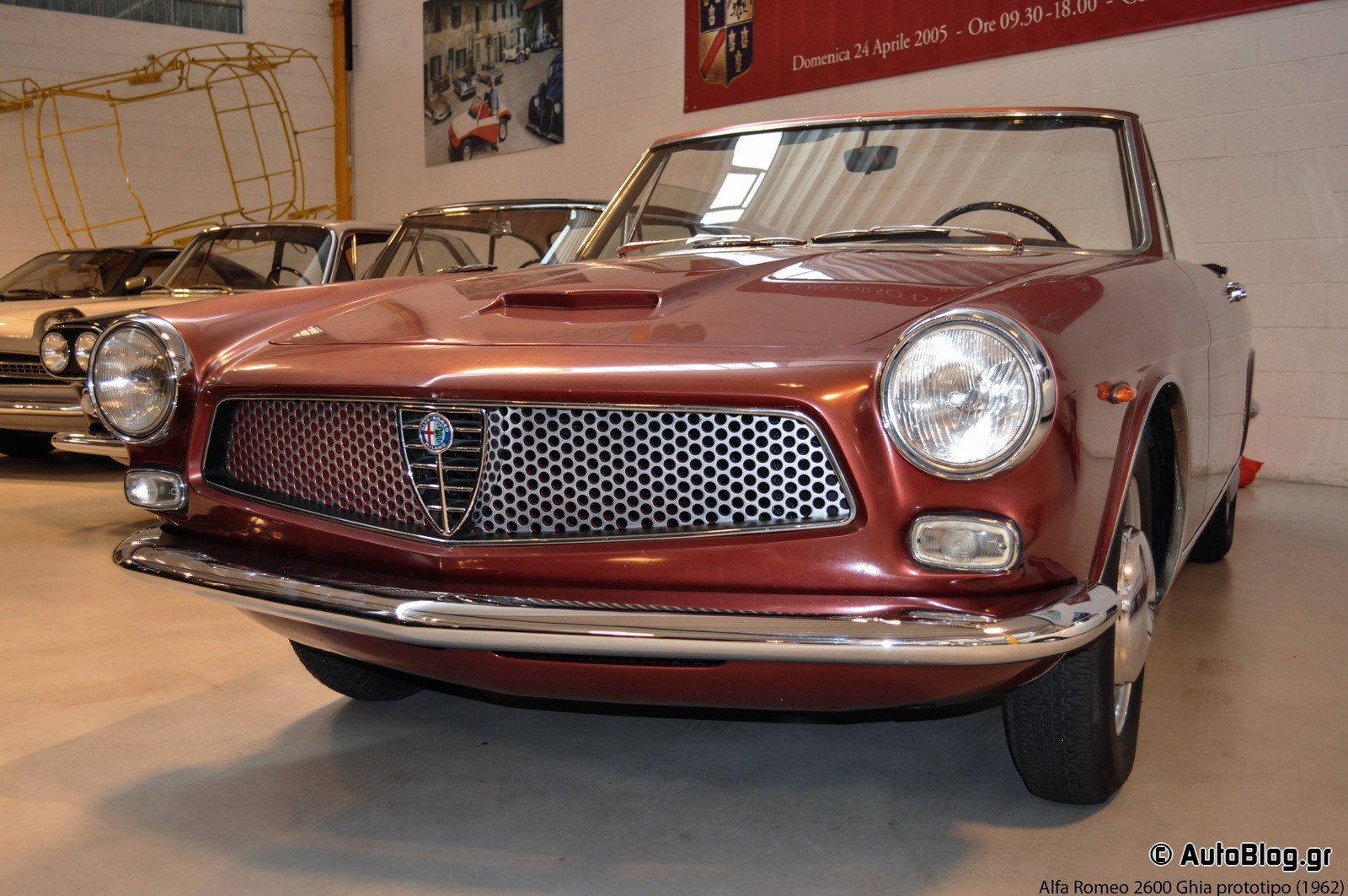Alfa-Romeo-2600-Ghia-prototipo-1962-1.jpg