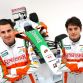 (L to R): Adrian Sutil (GER) with Force India F1 team mate Giancarlo Fisichella (ITA) alongside the Force India F1 VJM02.
Force India F1 VJM02 Launch Studio Shoot, Silverstone, England, 24 February 2009.