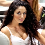 2009-geneva-motor-show-babe_28.jpg