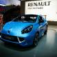 renault-wind-live-at-geneva-2010-10