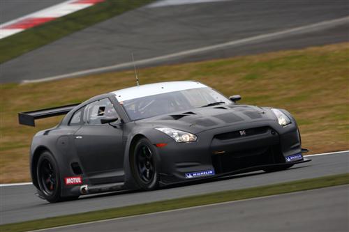 nissan-gt-r-fia-gt1-2 nissan-gt-r-fia-gt1-2