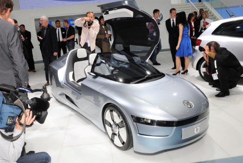 VW L1 Concept Live at Frankfurt 2009 VW L1 Concept Live at Frankfurt 2009