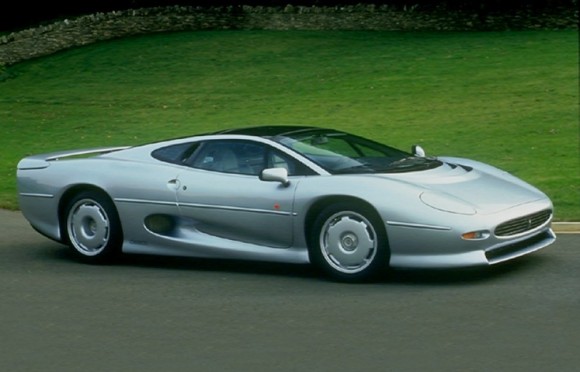 Jaguar XJ220