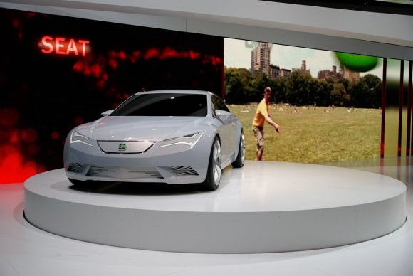seat-ibe-concept-live-at-geneva-2010