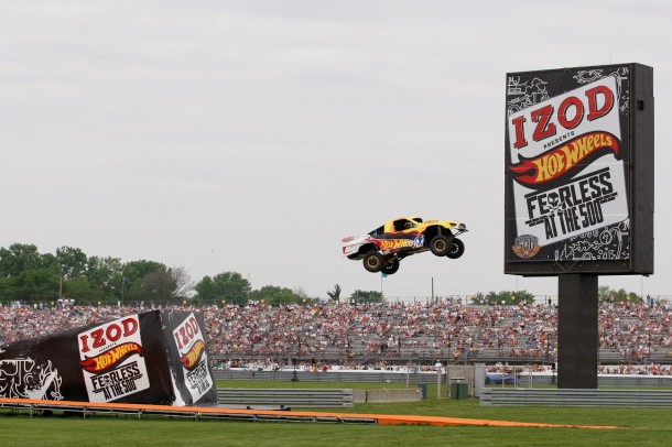 Hot Wheels Jump Indy 500