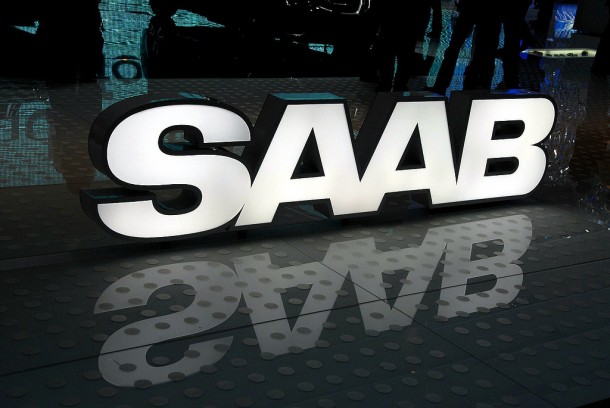 &Tau;&omicron;&upsilon;&lambda;ά&chi;&iota;&sigma;&tau;&omicron;&nu; 6 &mu;&epsilon; 7 &epsilon;&nu;&delta;&iota;&alpha;&phi;&epsilon;&rho;ό&mu;&epsilon;&nu;&omicron;&iota; &gamma;&iota;&alpha; &tau;&eta;&nu; Saab, &alpha;&nu;ά&mu;&epsilon;&sigma;&alpha; &tau;&omicron;&upsilon;&sigmaf; ί&sigma;&omega;&sigmaf; &kappa;&alpha;&iota; &eta; BMW