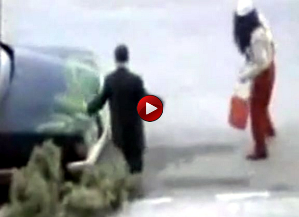 fail FAIL Video: Όταν μια φάρσα πάει στραβά