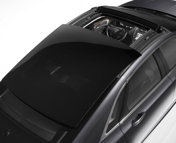 Lincoln MKZ 2013 panoramic roof Lincoln MKZ 2013 με τεράστια γυάλινη πανοραμική οροφή