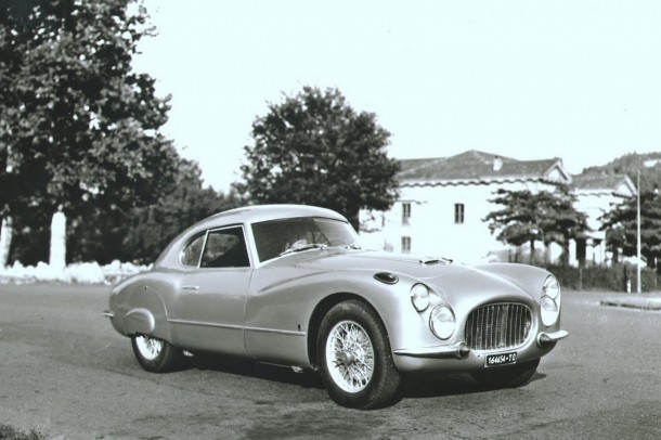 Fiat 8V Ο πρόεδρος του Fiat Group, John Elkann, θα τρέξει στο Mille Miglia 2012 με ένα Fiat 8V