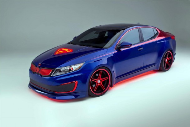 Kia Optima Hybrid Superman (1)
