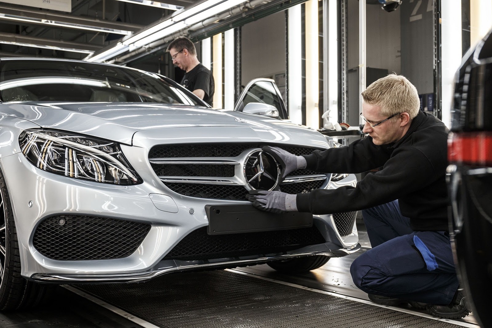 Mercedes benz c class assembly plants #2