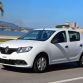 2014_Renault_Sandero_08