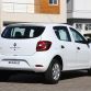2014_Renault_Sandero_12