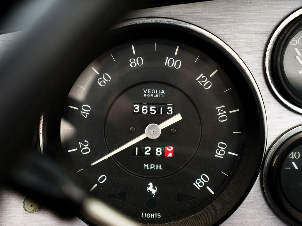 1972_Ferrari_365_GTB:4_Daytona_Spider_by_Scaglietti_13