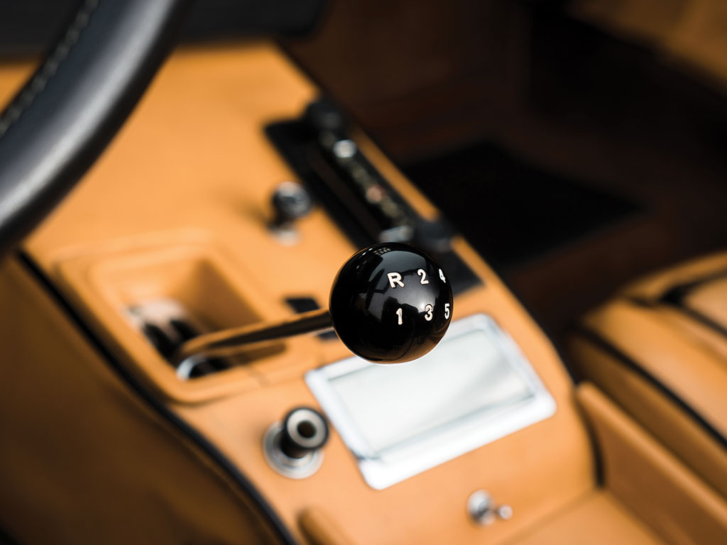 1972_Ferrari_365_GTB:4_Daytona_Spider_by_Scaglietti_14
