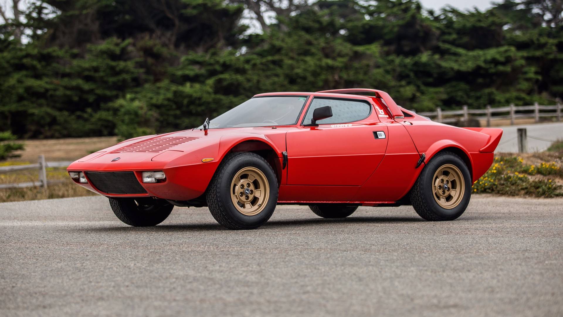 1974_Lancia_Stratos_HF_Stradale_for_sale_0009
