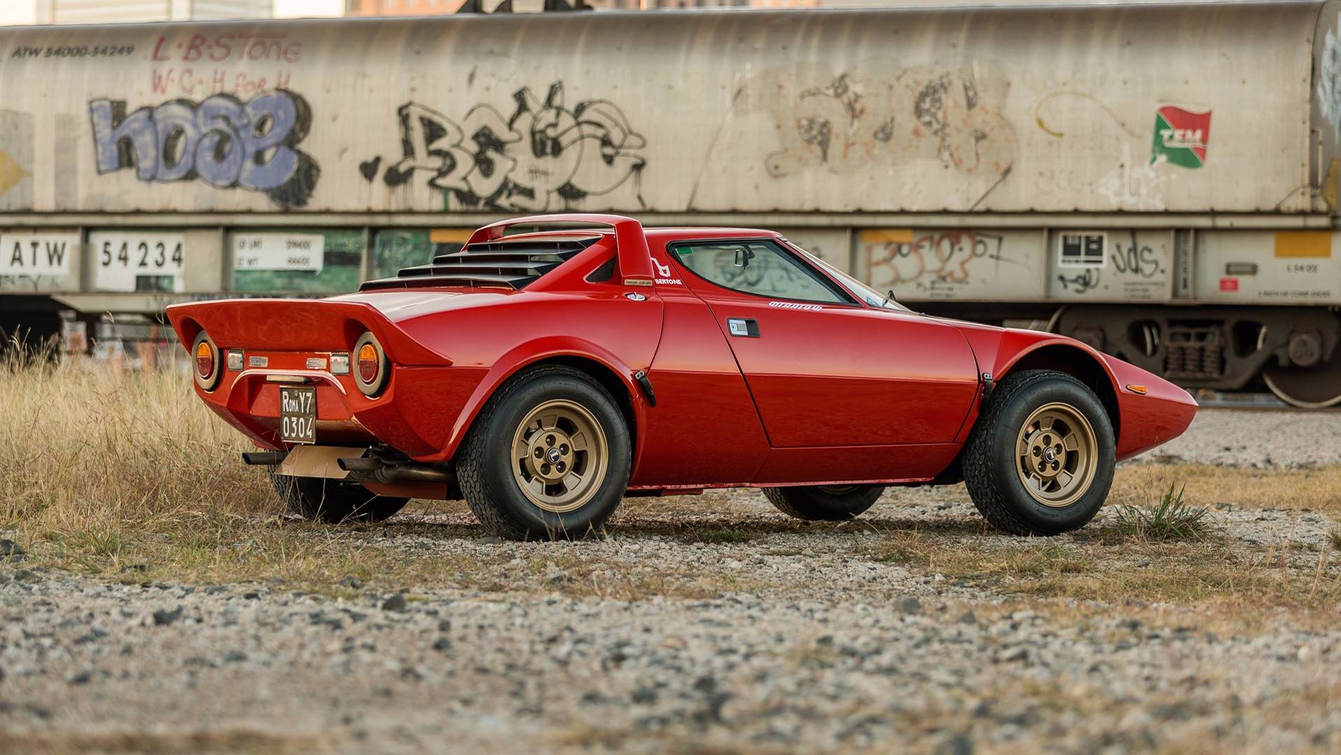 1974_Lancia_Stratos_HF_Stradale_for_sale_0048