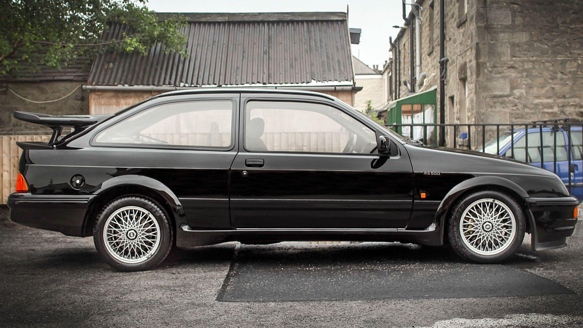 1987_Ford_Sierra_Cosworth_RS500_04