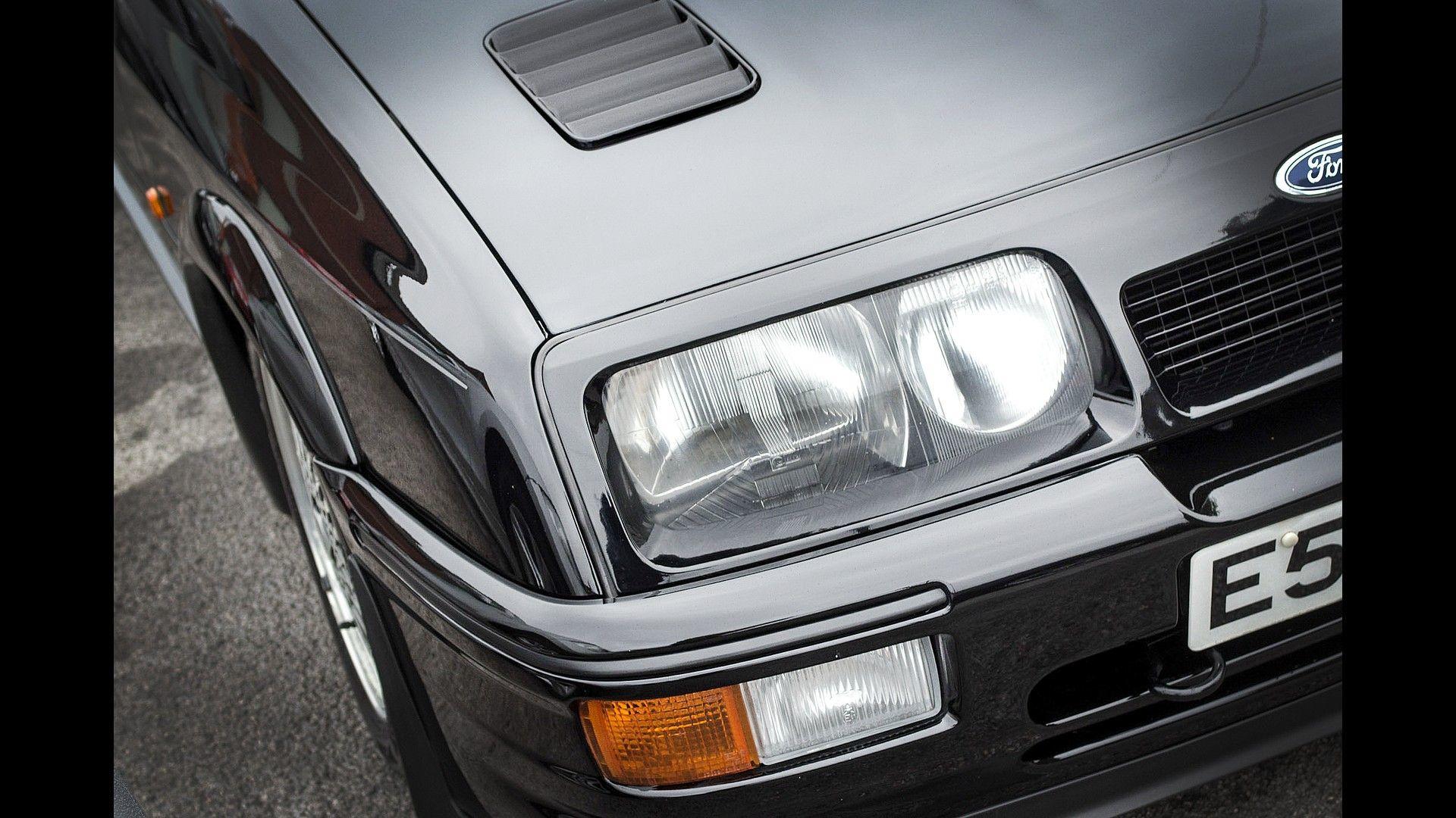 1987_Ford_Sierra_Cosworth_RS500_08