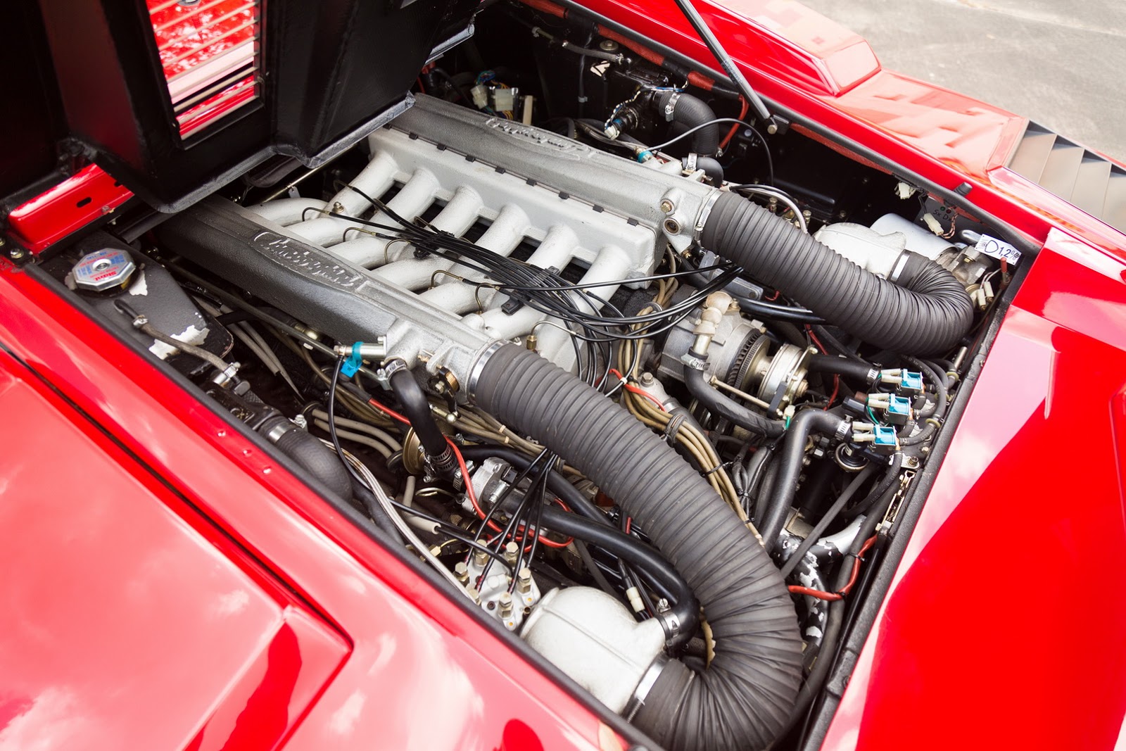 1987_Lamborghini_Countach_5000_QV_auction_62