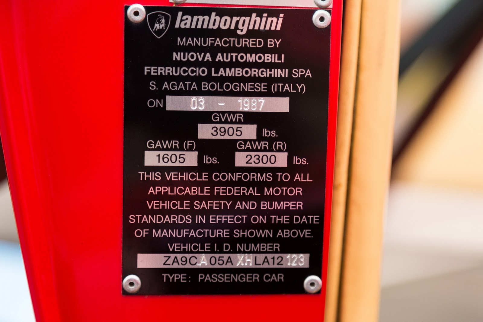 1987_Lamborghini_Countach_5000_QV_auction_68
