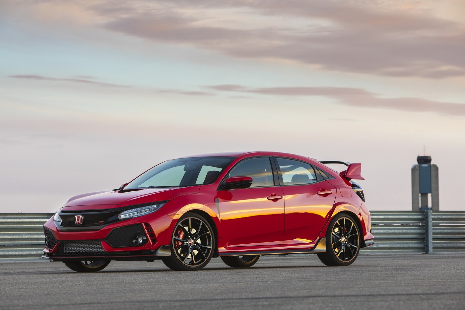 2017_Honda_Civic_Type_R_125