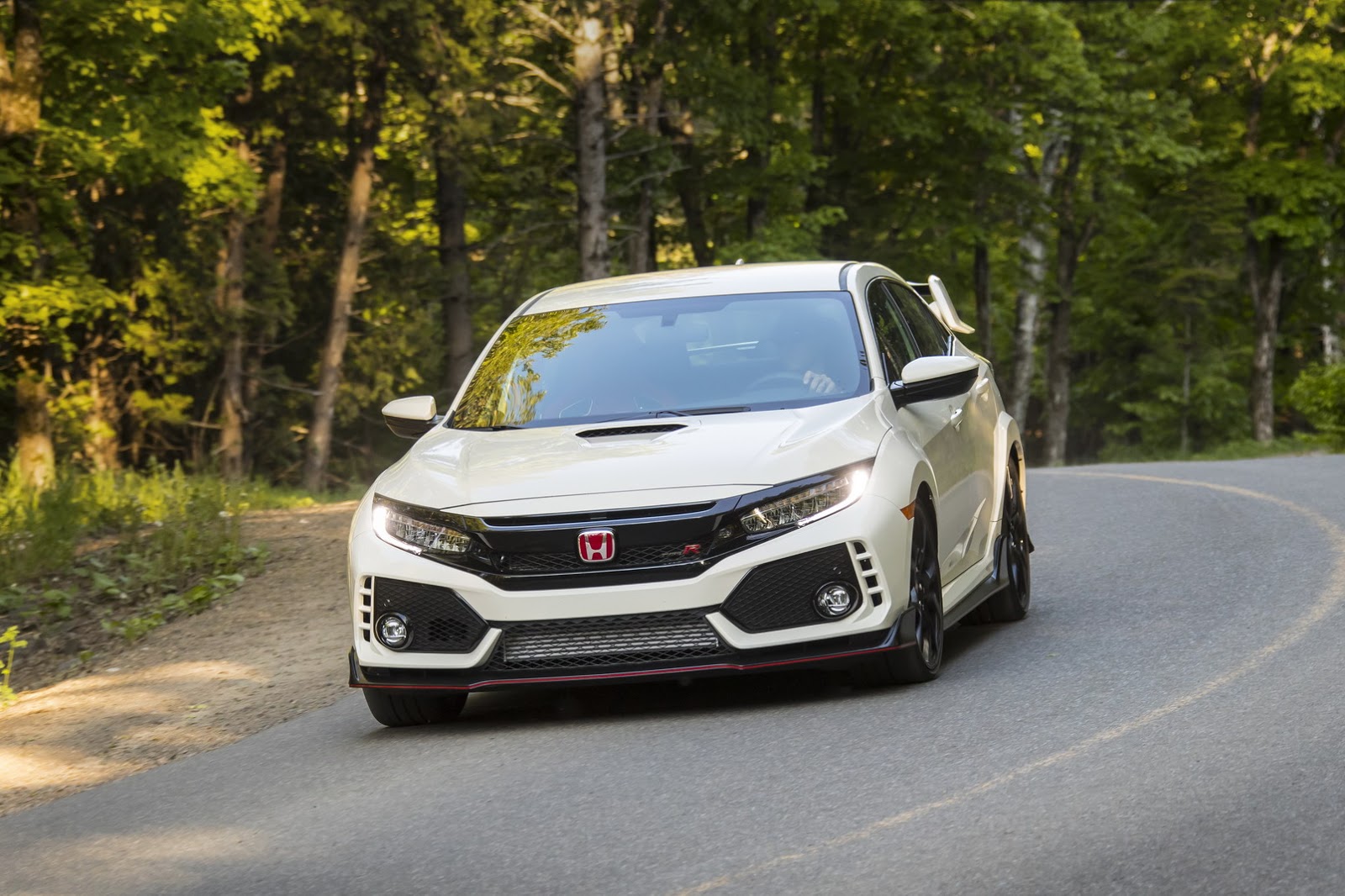 2017_Honda_Civic_Type_R_159