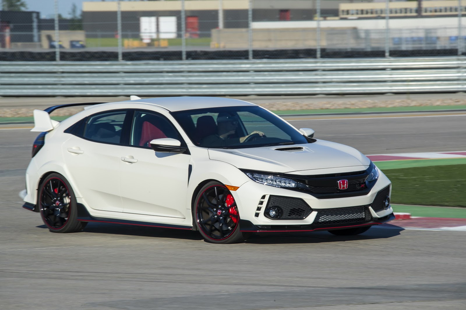 2017_Honda_Civic_Type_R_163