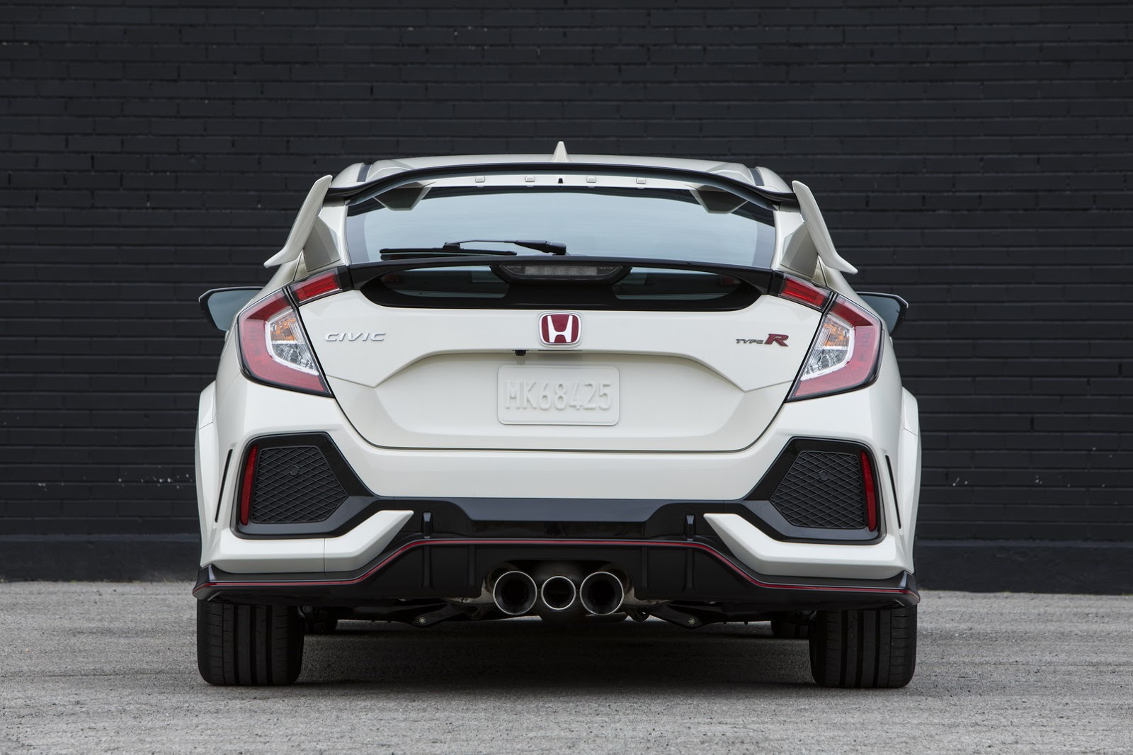 2017_Honda_Civic_Type_R_27
