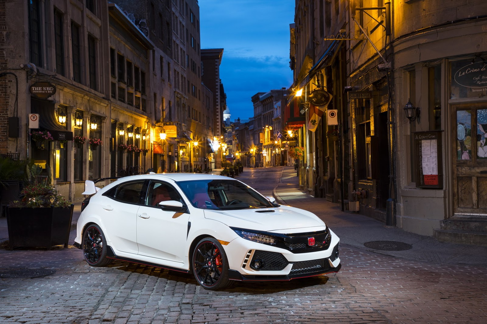 2017_Honda_Civic_Type_R_33
