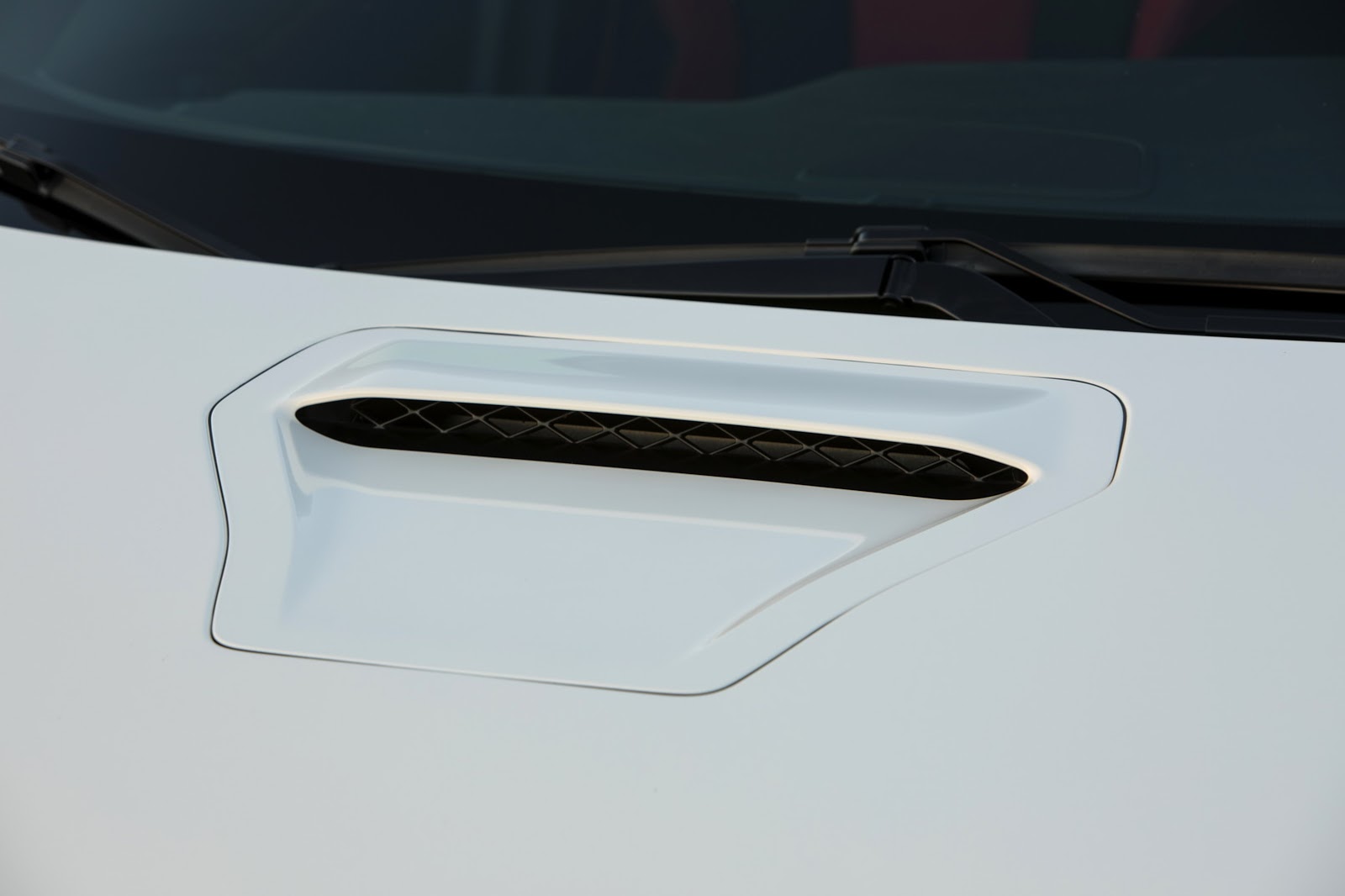 2017_Honda_Civic_Type_R_44