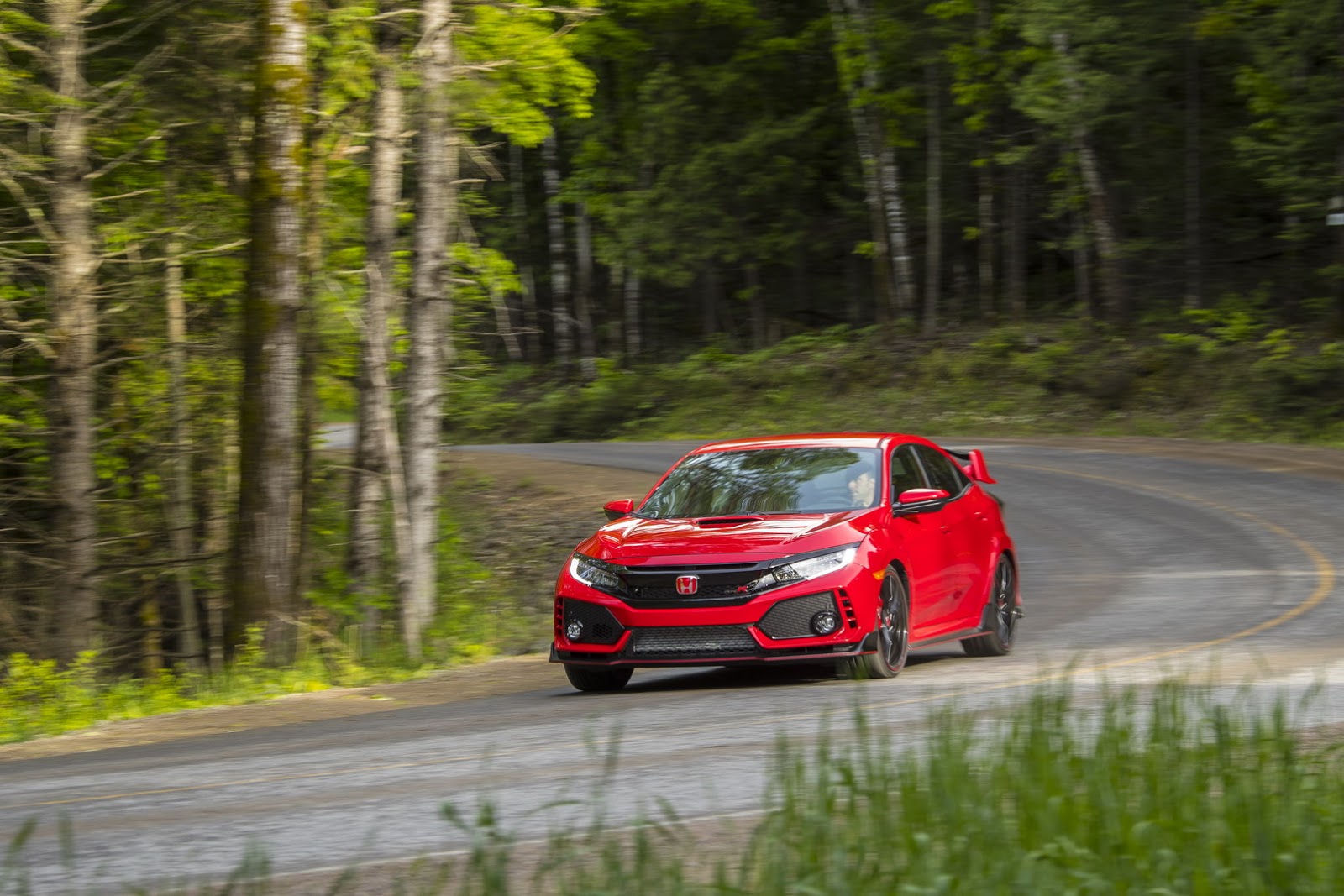 2017_Honda_Civic_Type_R_52
