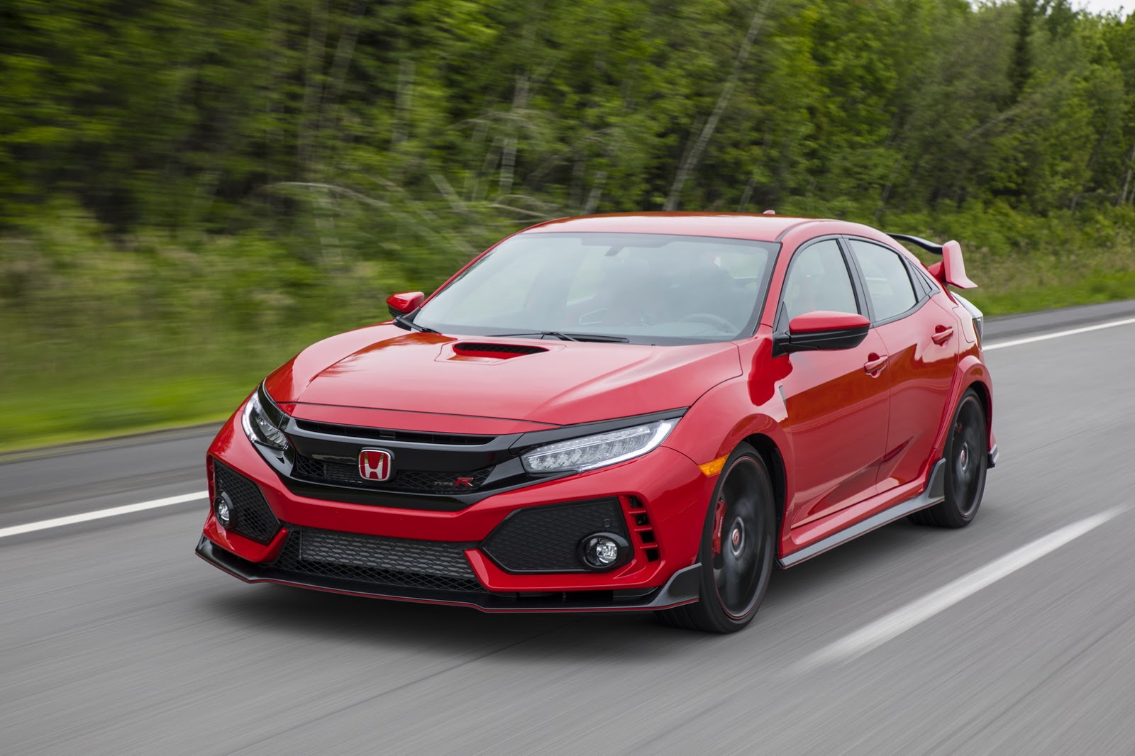 2017_Honda_Civic_Type_R_92