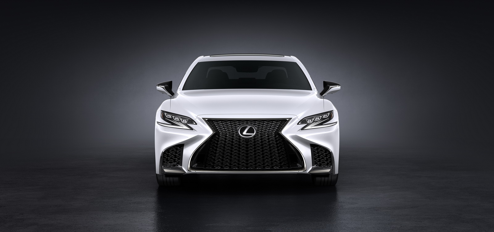 2018_Lexus_LS_500_F_Sport_01