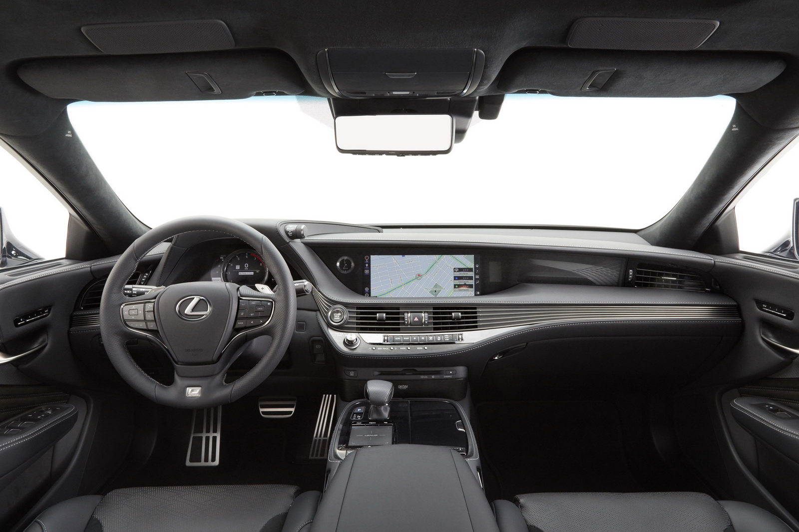 2018_Lexus_LS_500_F_Sport_32