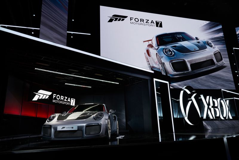 Forza_Motorsport_7_2018_Porsche_911_GT2_RS_01