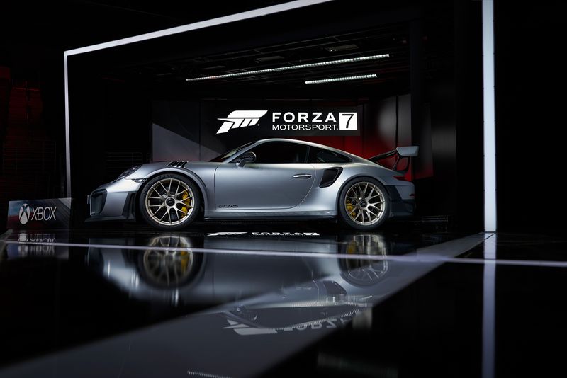 Forza_Motorsport_7_2018_Porsche_911_GT2_RS_03