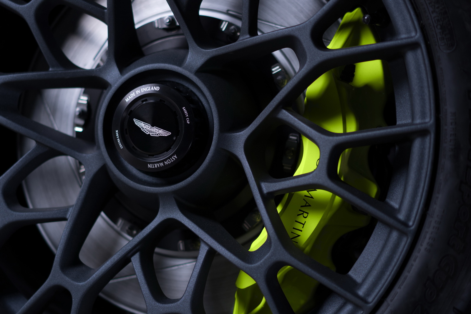Vantage_AMR_Pro_13
