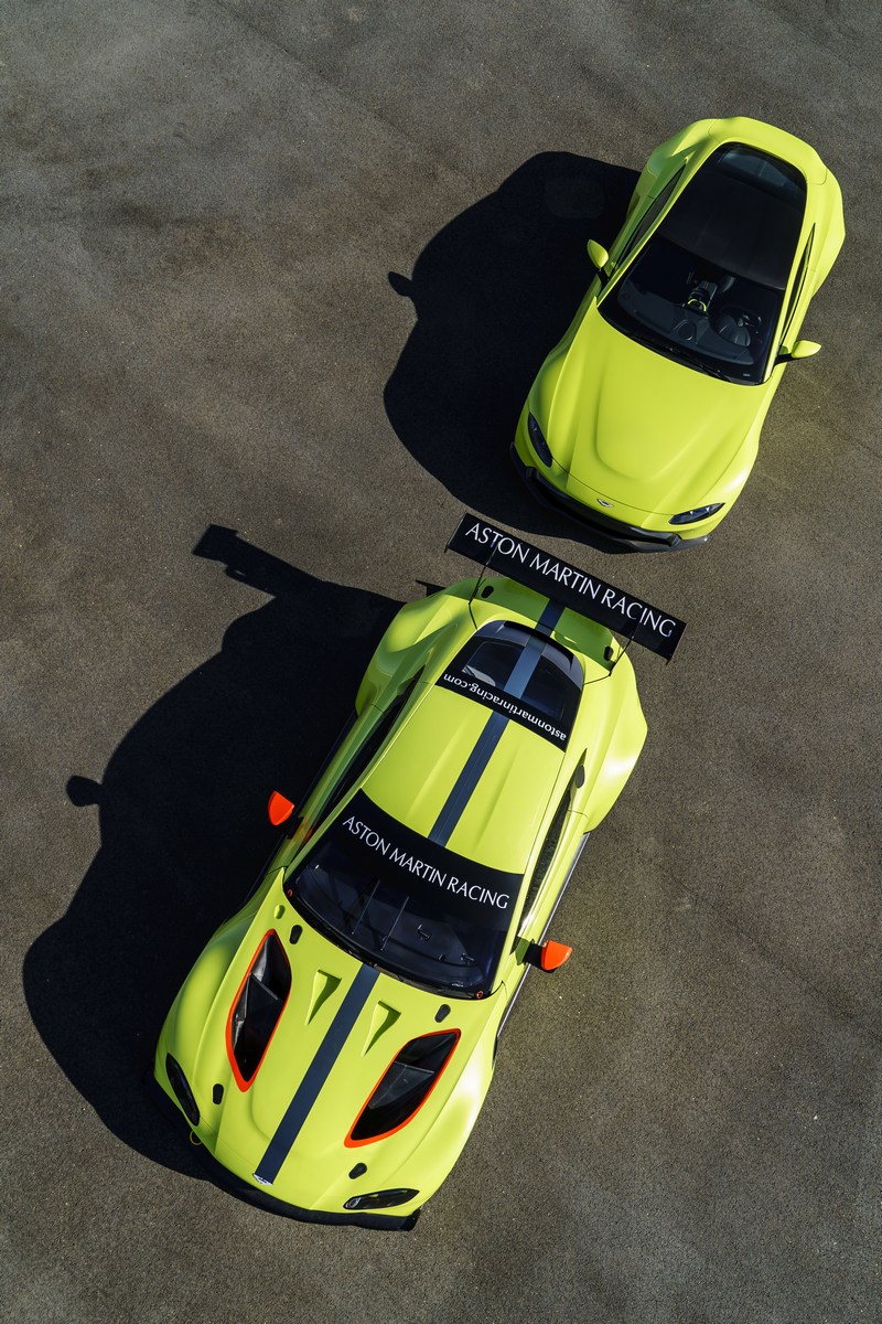 Aston_Martin_Vantage_GTE_17