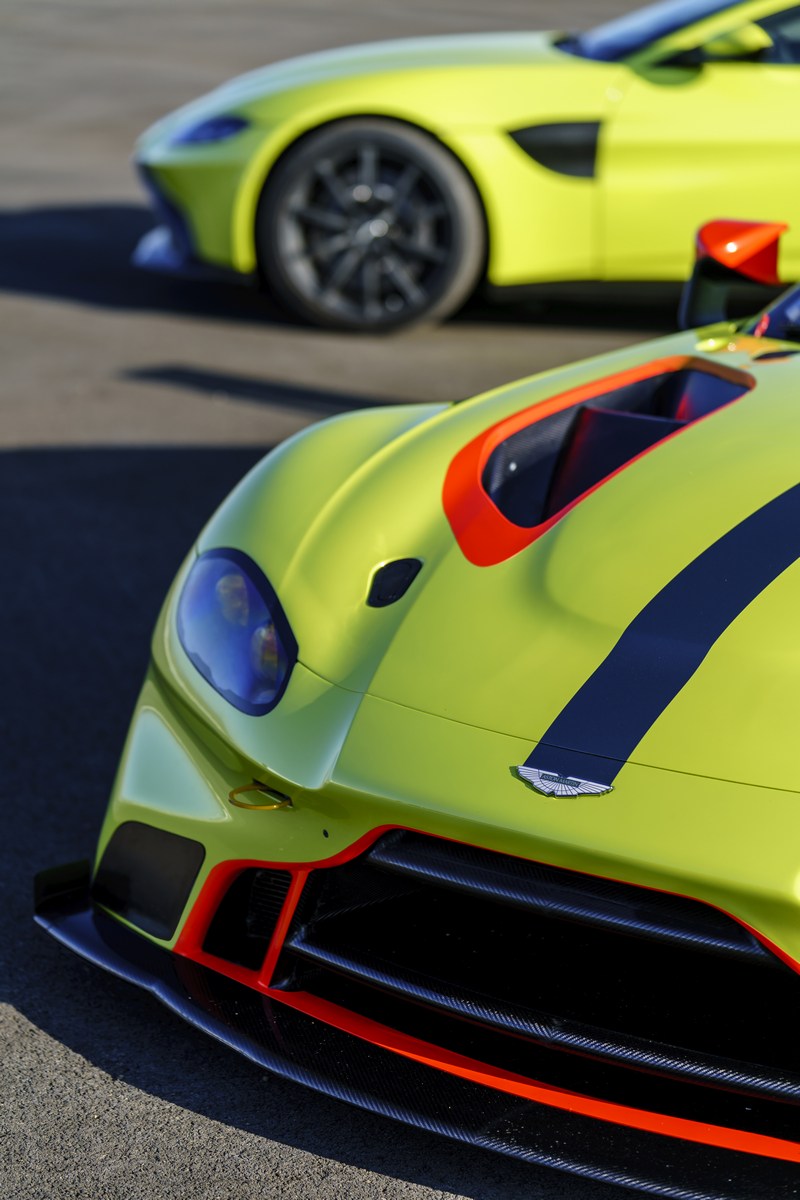 Aston_Martin_Vantage_GTE_18