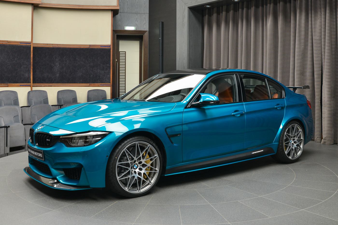 BMW_M3_Atlantis_Blue_01
