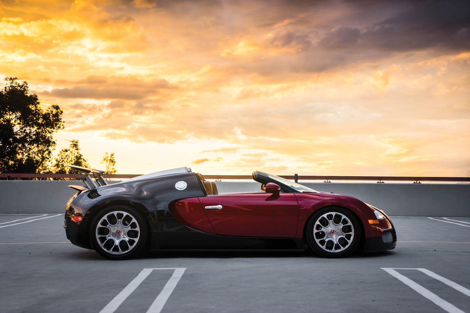 Bugatti_Veyron_Grand_Sport_for_sale_05