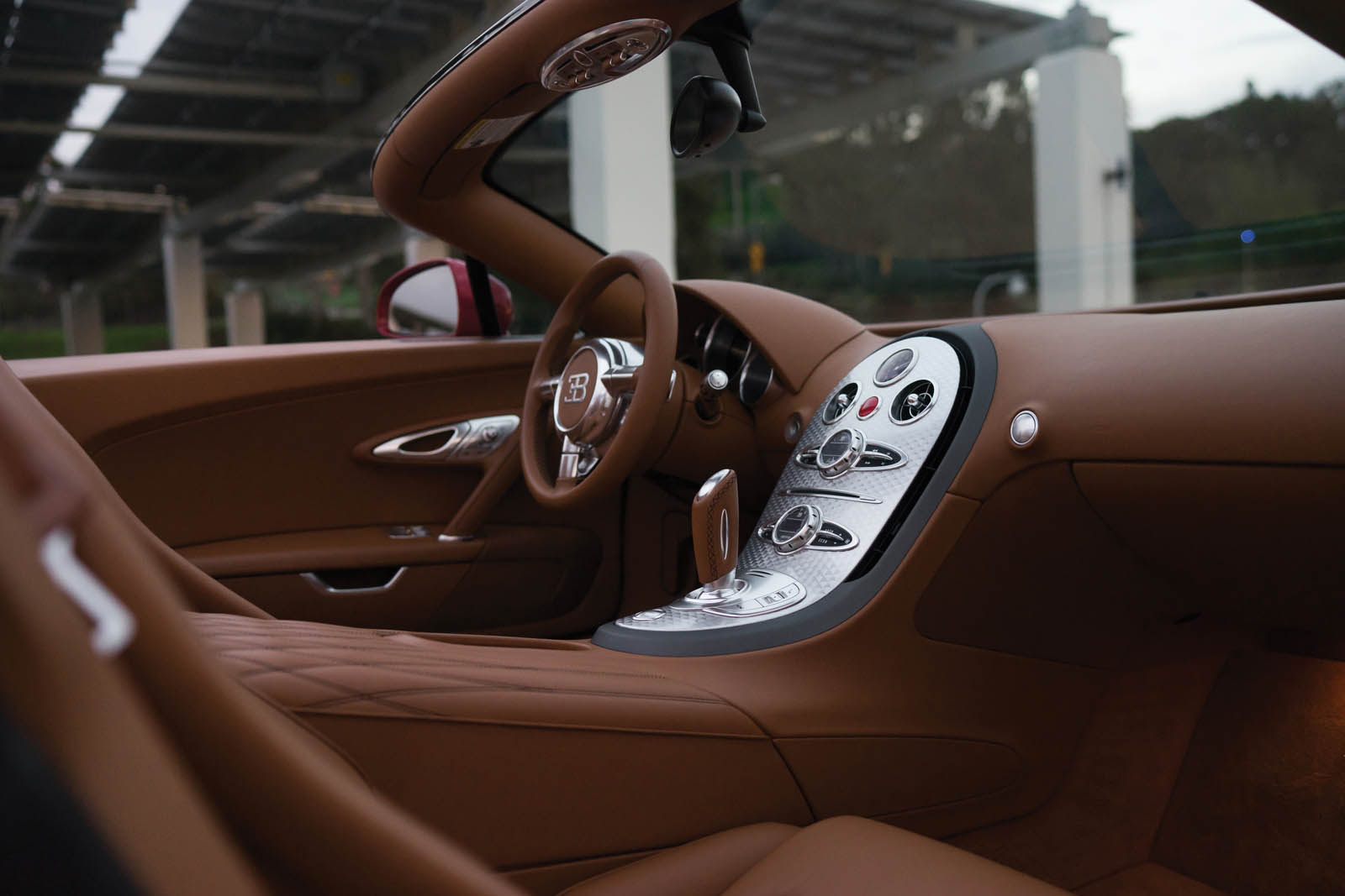 Bugatti_Veyron_Grand_Sport_for_sale_10