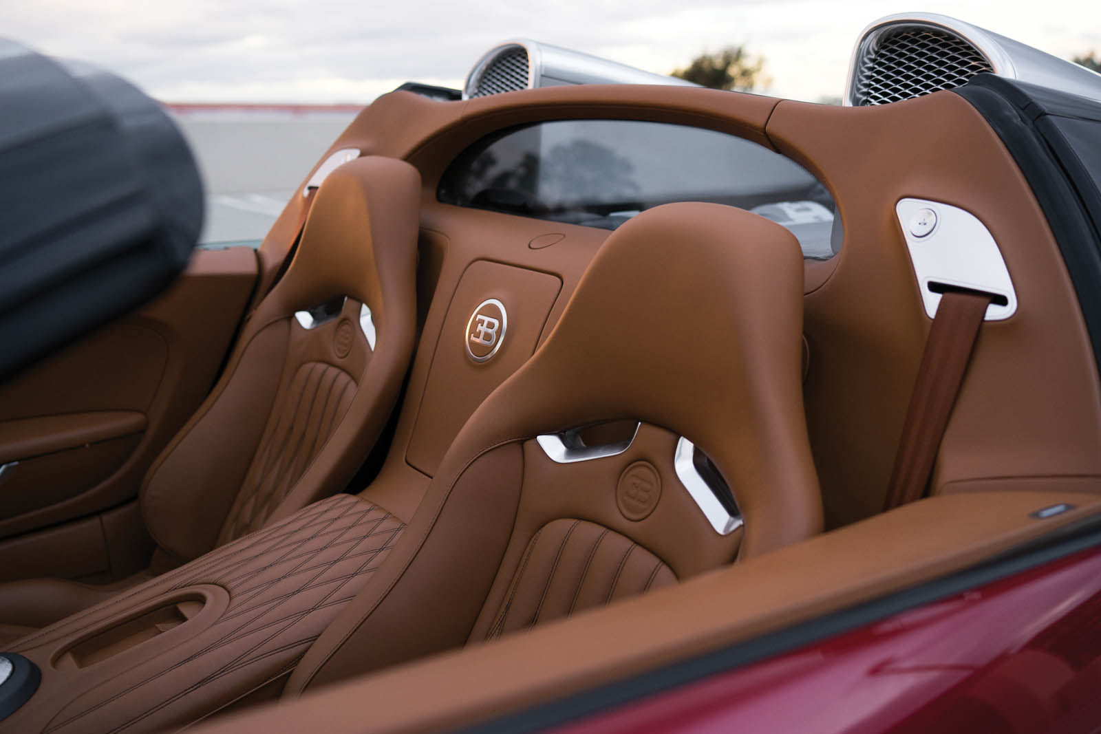 Bugatti_Veyron_Grand_Sport_for_sale_15