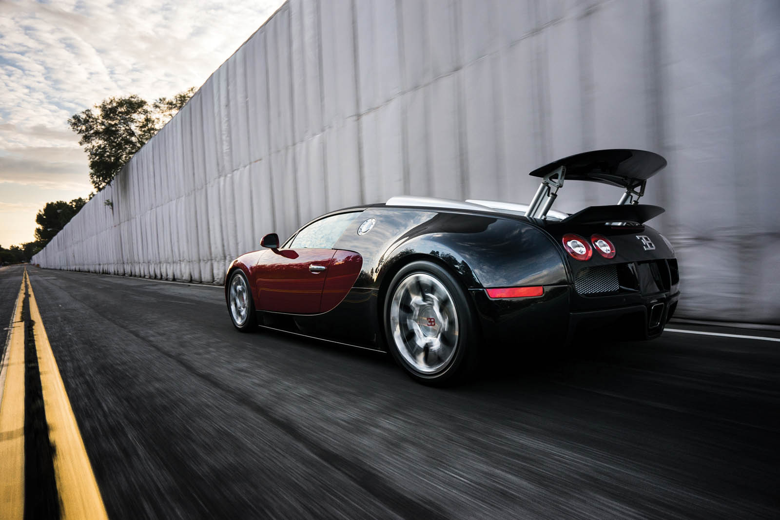 Bugatti_Veyron_Grand_Sport_for_sale_18