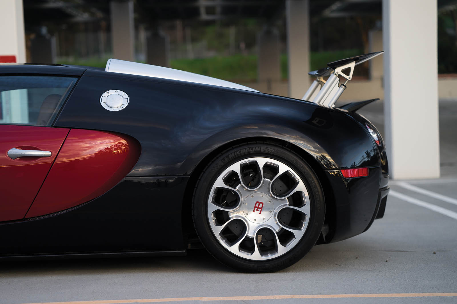 Bugatti_Veyron_Grand_Sport_for_sale_21