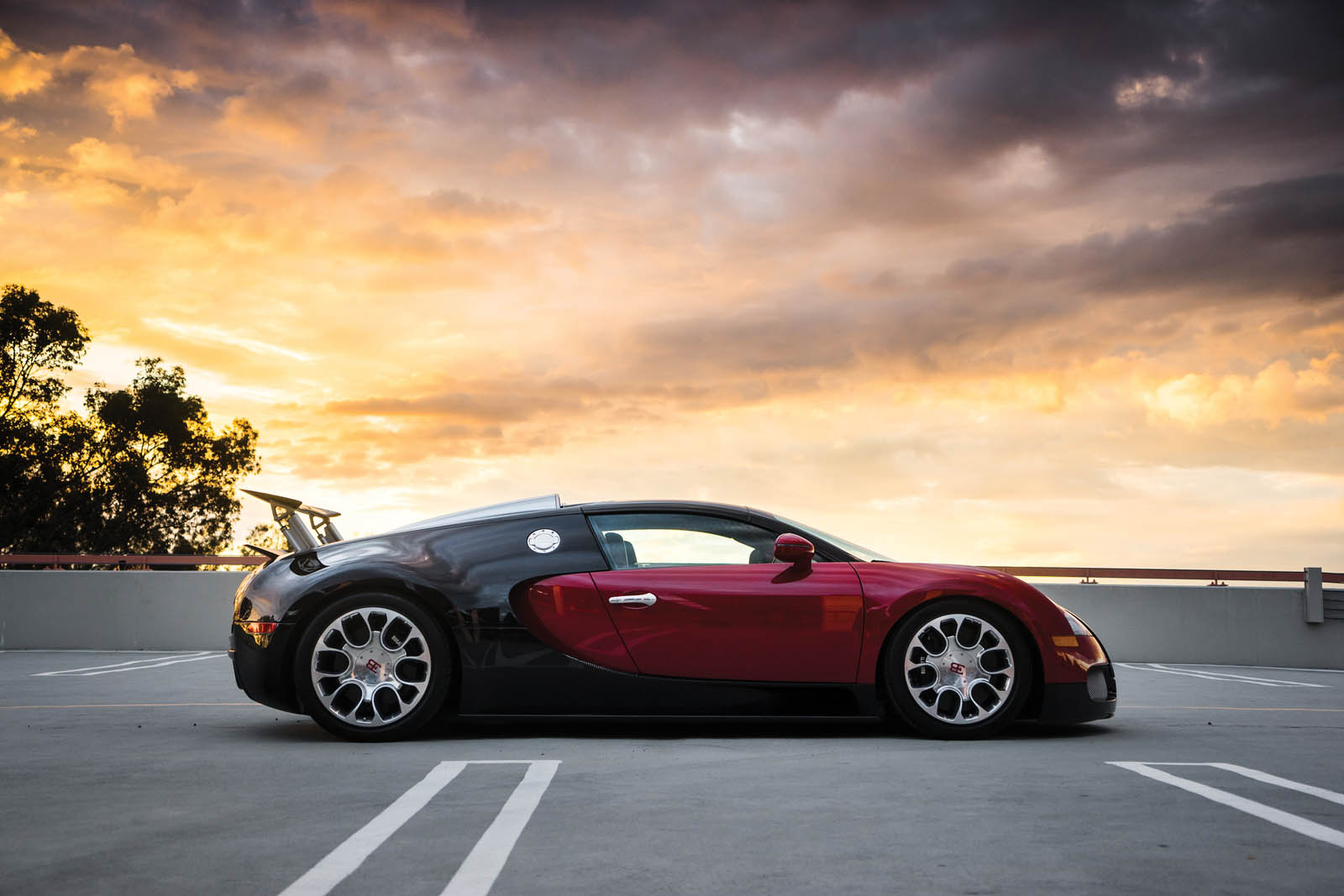 Bugatti_Veyron_Grand_Sport_for_sale_28